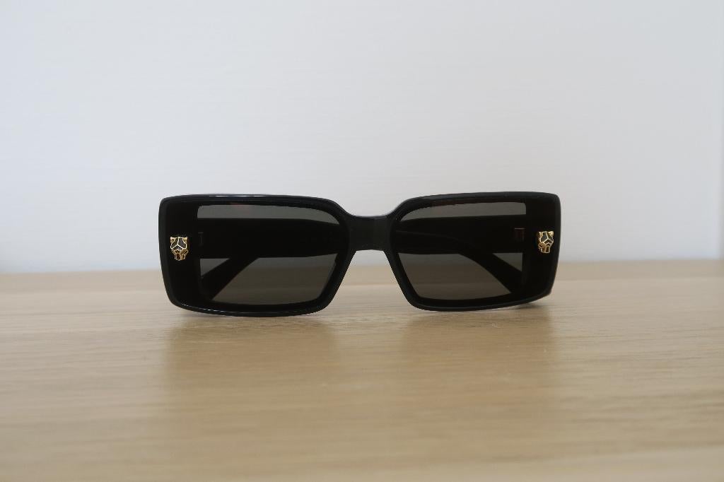 Zonnebril Panthère- Cartier, Handtassen en Accessoires, Zonnebrillen en Brillen | Dames, Nieuw, Zonnebril, Overige merken, Zwart