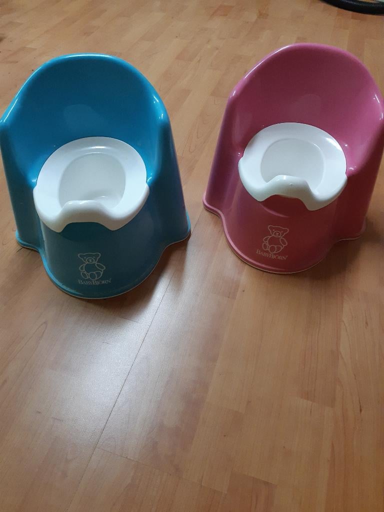 BabyBjörn Plaspotje Zetel - Roze of Blauw, Ophalen