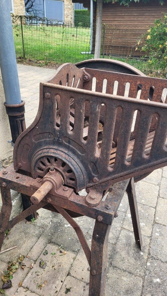 Ancien Coupe betterave, Enlèvement, Utilisé