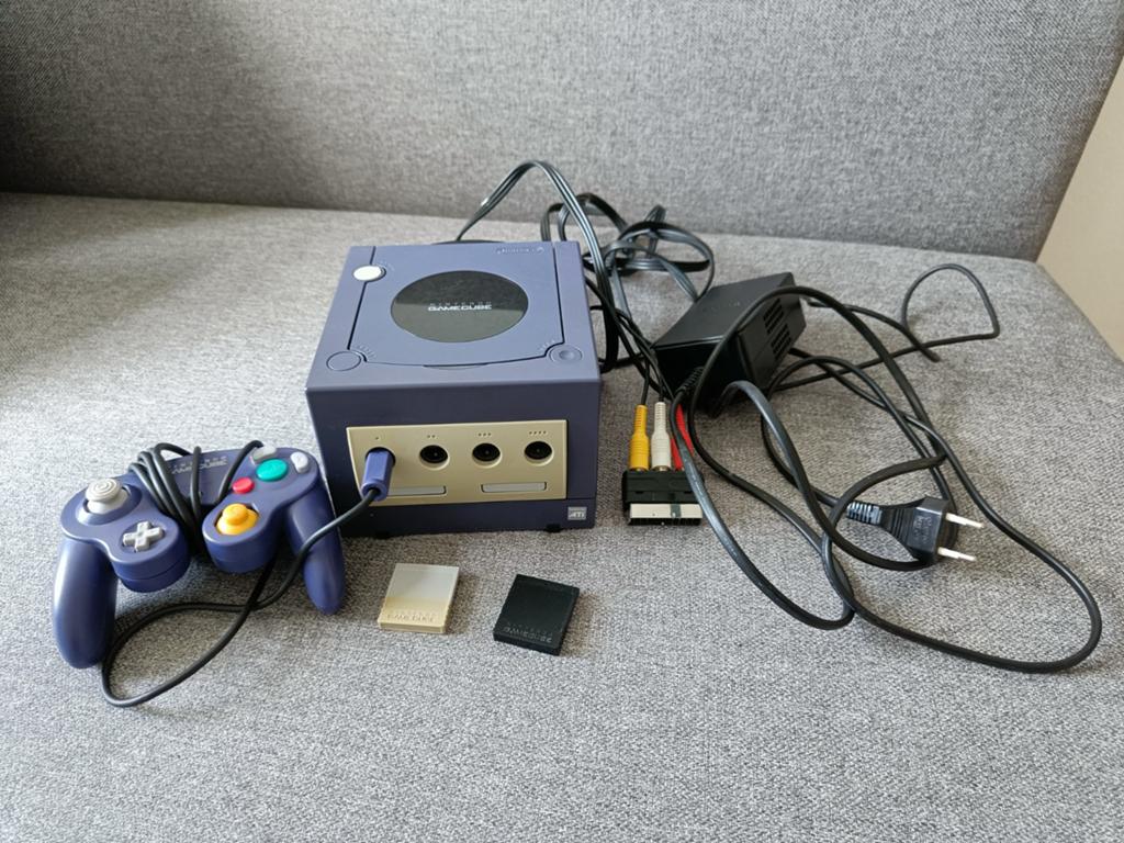 GameCube + 1 manette + 2 cartes mémoire, Consoles de jeu & Jeux vidéo, Enlèvement
