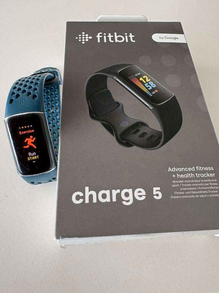 Fitbit charge 5, Ophalen of Verzenden, Zo goed als nieuw, Garmin