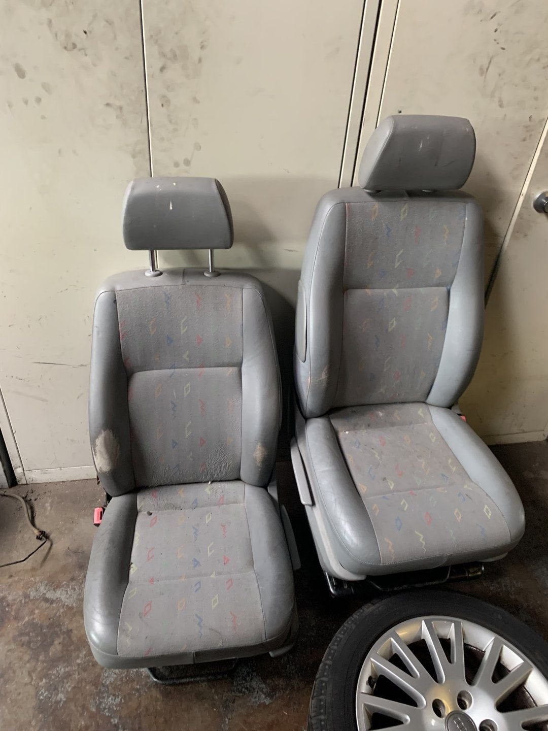 Volkswagen T5 stoelen met airbags, Auto-onderdelen, Gebruikt, -, Volkswagen, -