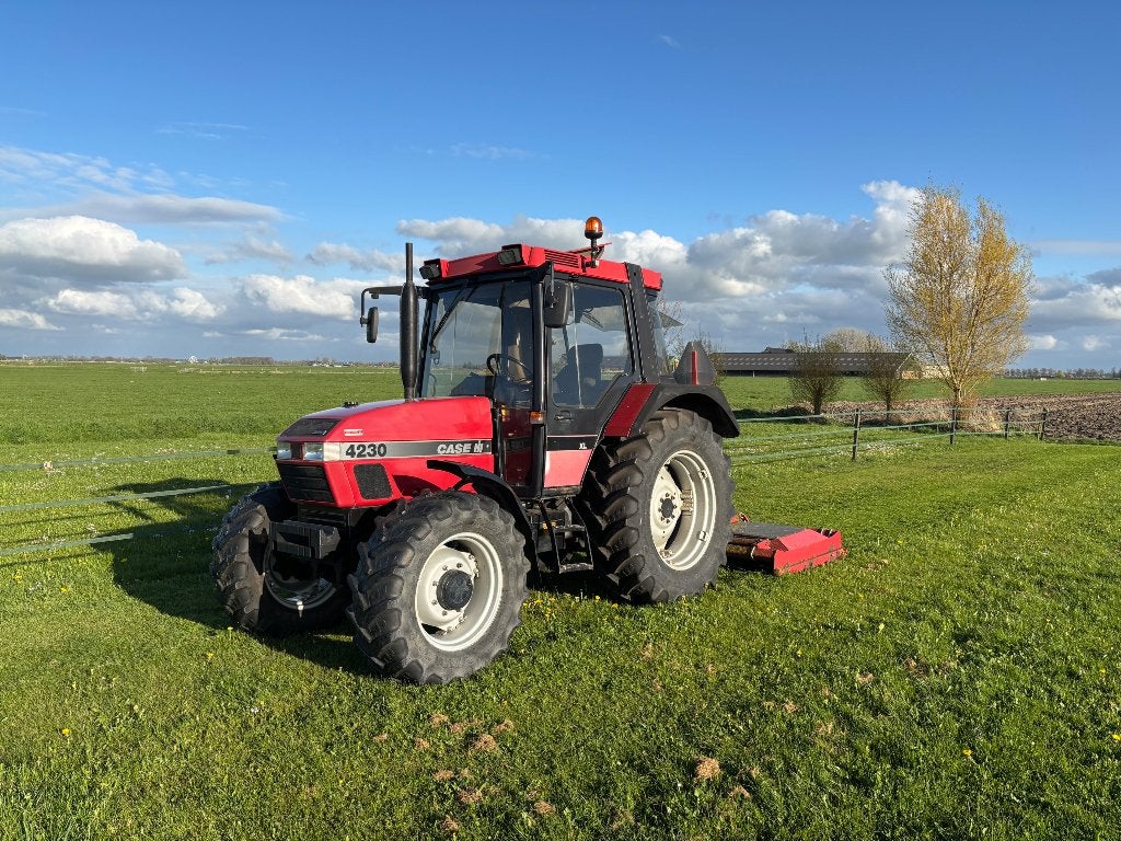 Case IH International 4230XL 40 km/h, Articles professionnels, Agriculture | Tracteurs, Case IH, Enlèvement, Utilisé, 80 à 120 ch