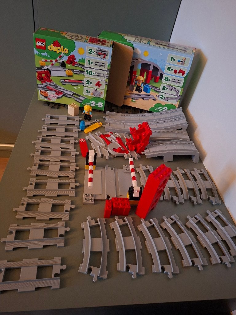 Duplo treinsporen sets brug en sporen, Kinderen en Baby's, Ophalen, Zo goed als nieuw, Compleet, Duplo