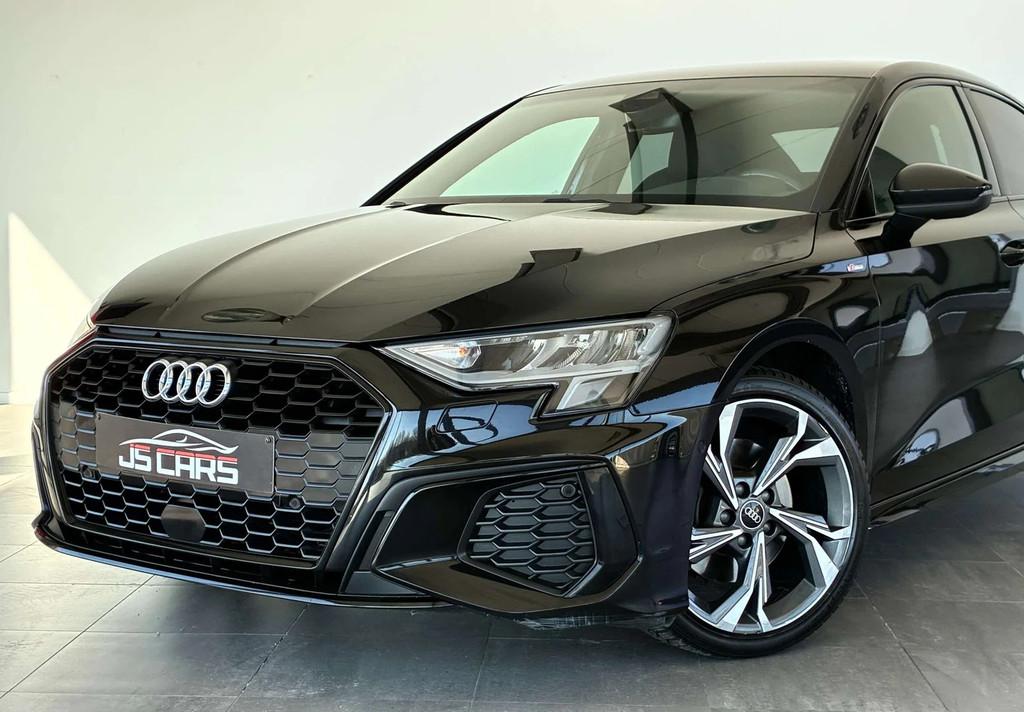 Audi A3 1.5 TFSI FULL S-LINE-1ERPRO-COCKPIT-CARPLAY-CAMERA, Autos, Achat, Entreprise, 1878 kg, Noir
