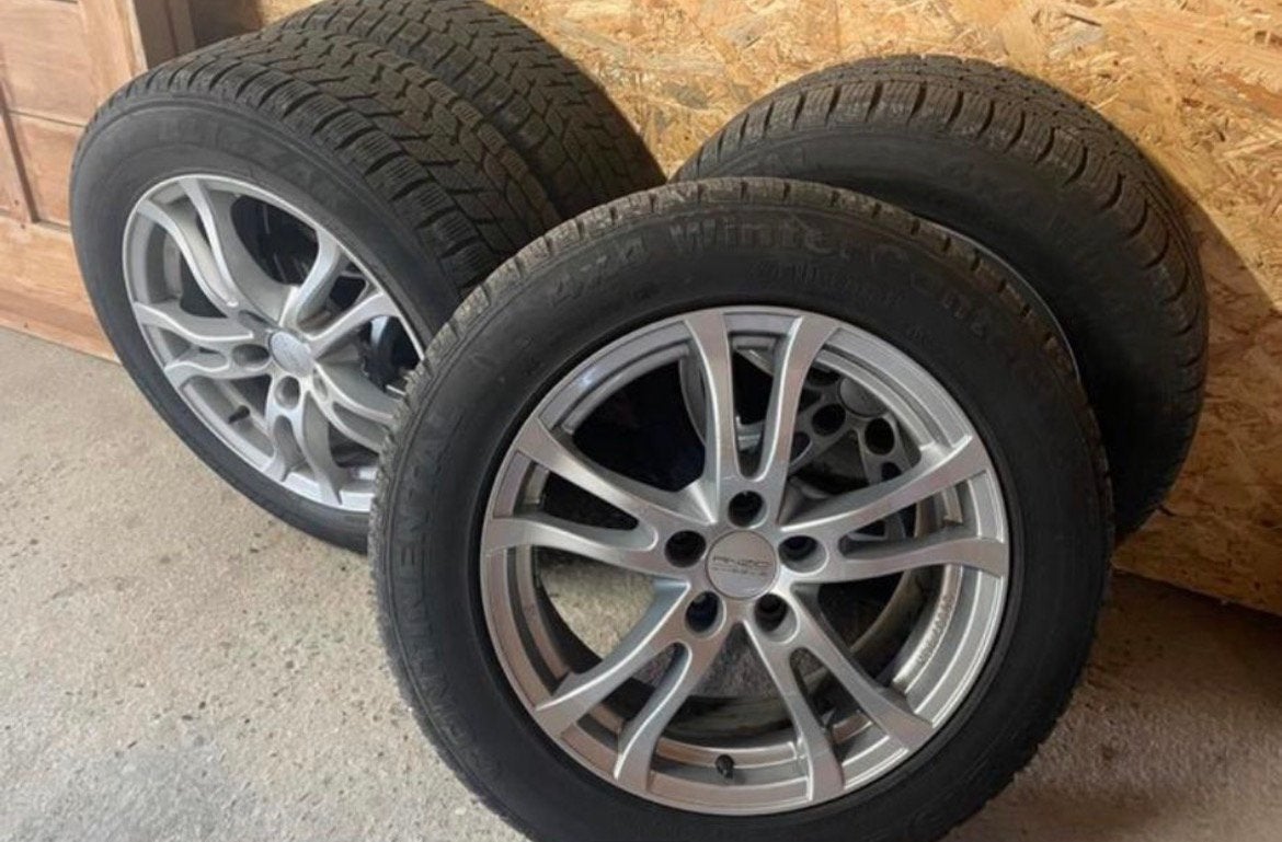 4 winterbanden 215/60 R17 Nissan Qashqai –2 nieuw 2 van 2023, Auto-onderdelen, Ophalen, Winterbanden