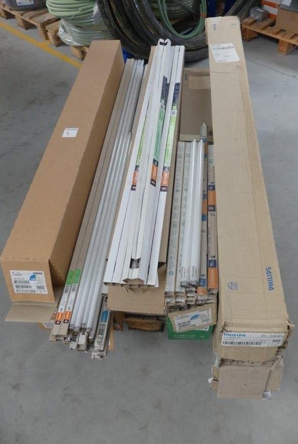Neonlampen en winders, Ophalen, Nieuw