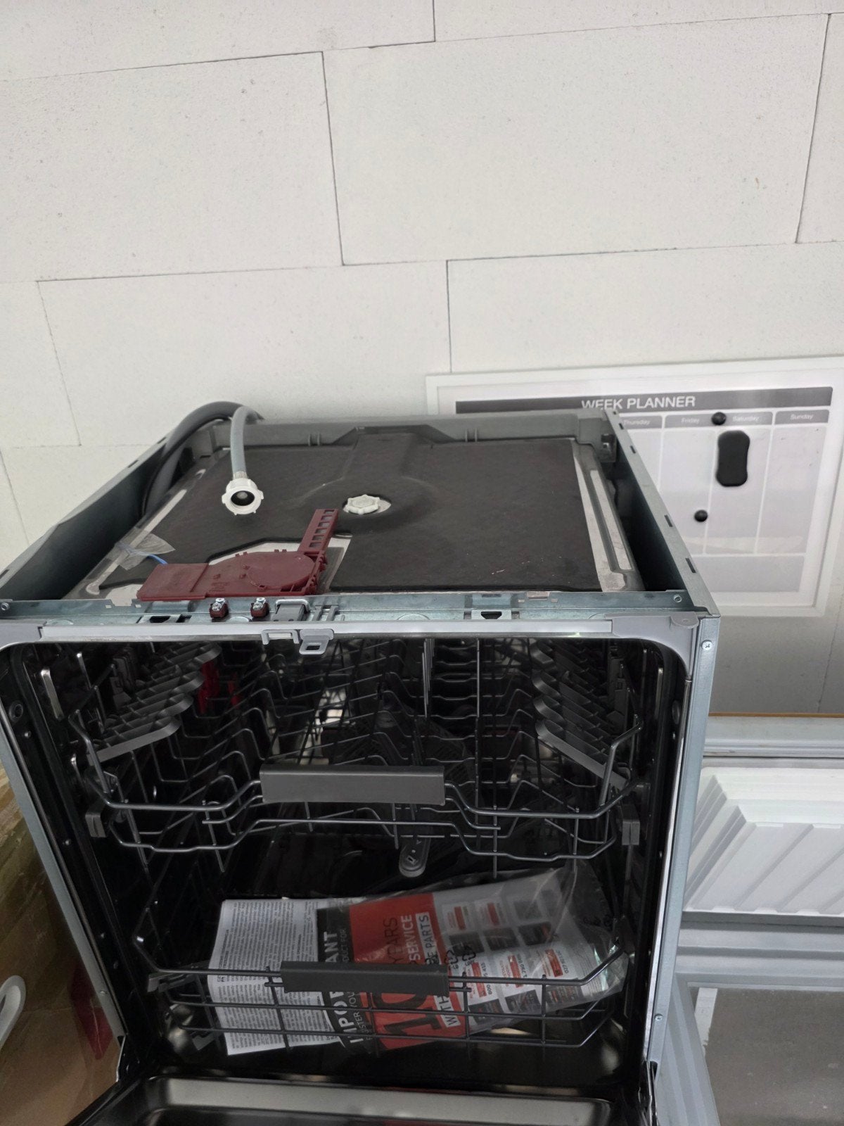 À vendre : Lave-vaisselle encastré (Whirlpool) - Tout neuf !, Electroménager, Enlèvement ou Envoi, Encastré, Whirlpool, Info@retech9.be