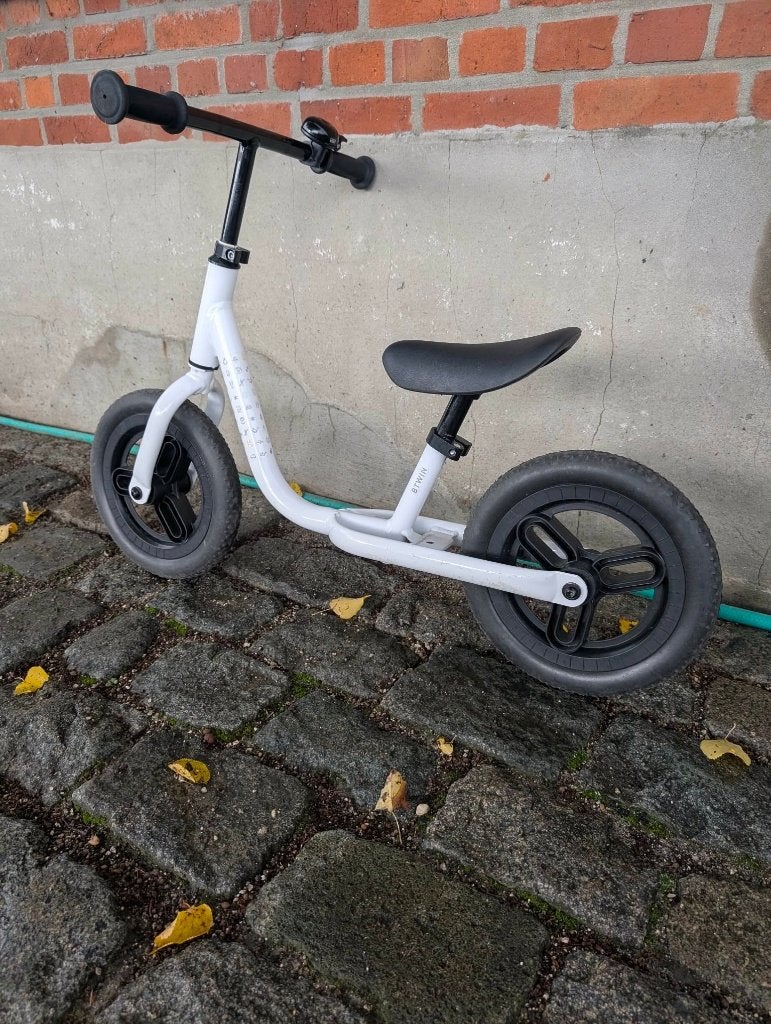 loopfiets kleuter, Fietsen en Brommers, Ophalen, Zo goed als nieuw, Minder dan 16 inch, Btwin Decathlon