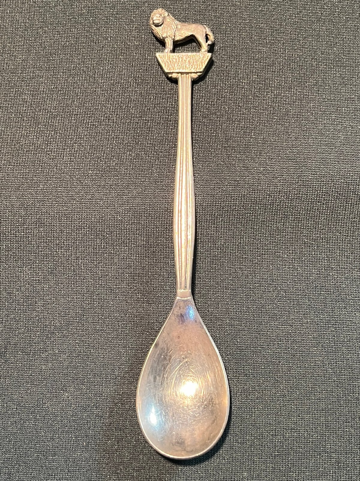 Vintage Leeuwen lepeltje., Ophalen of Verzenden