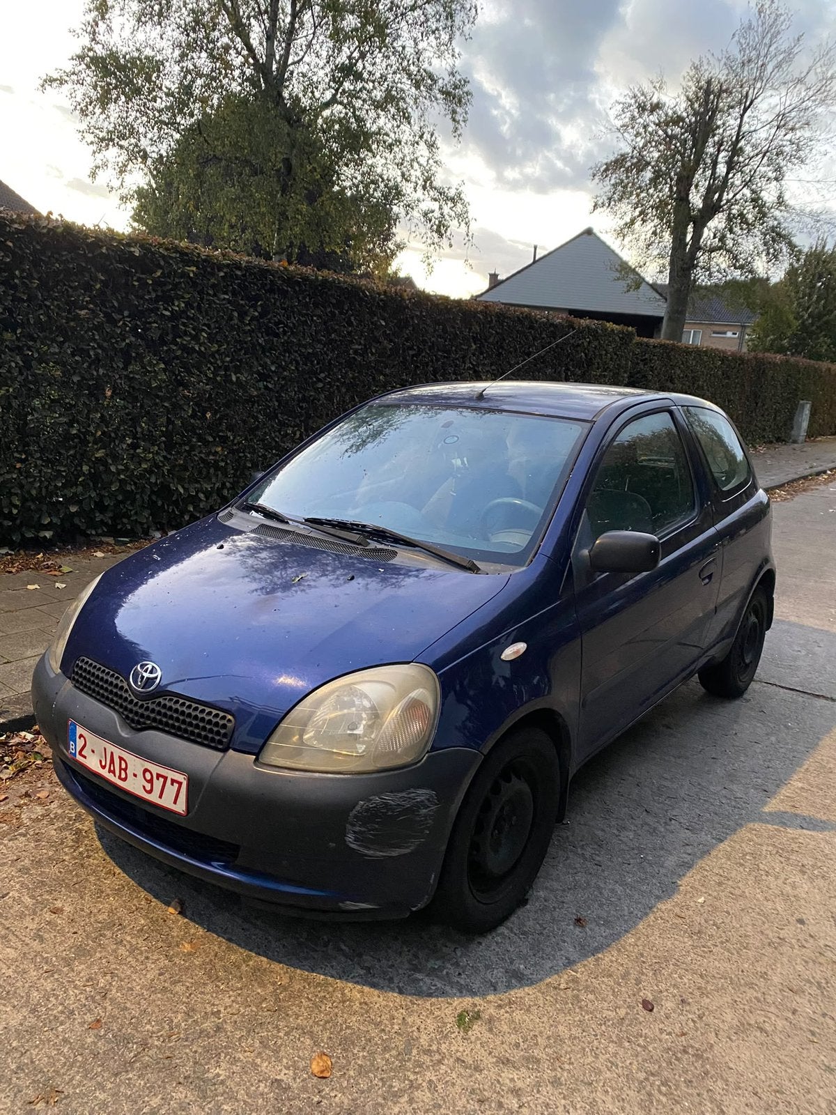 Toyota Yaris bleue 2001, Autos, Achat, Particulier, Yaris, Bleu