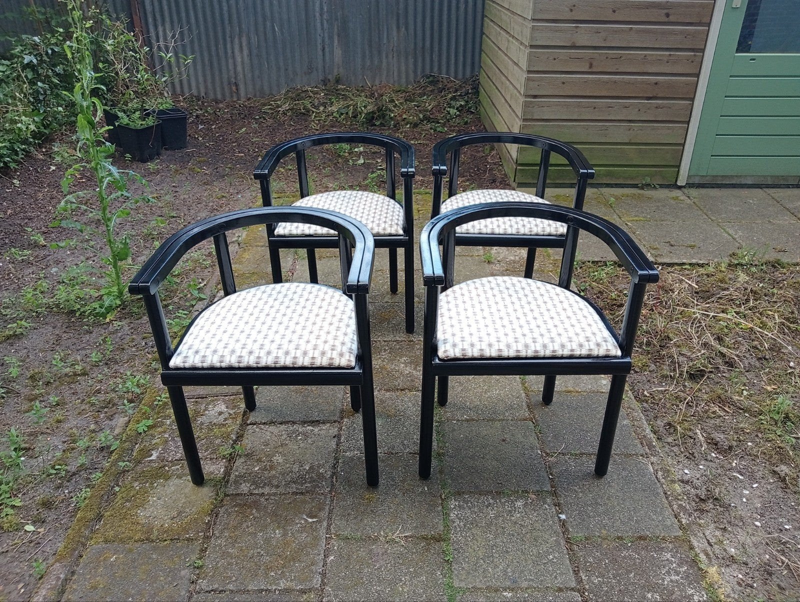 Design eetkamerstoelen, Ophalen