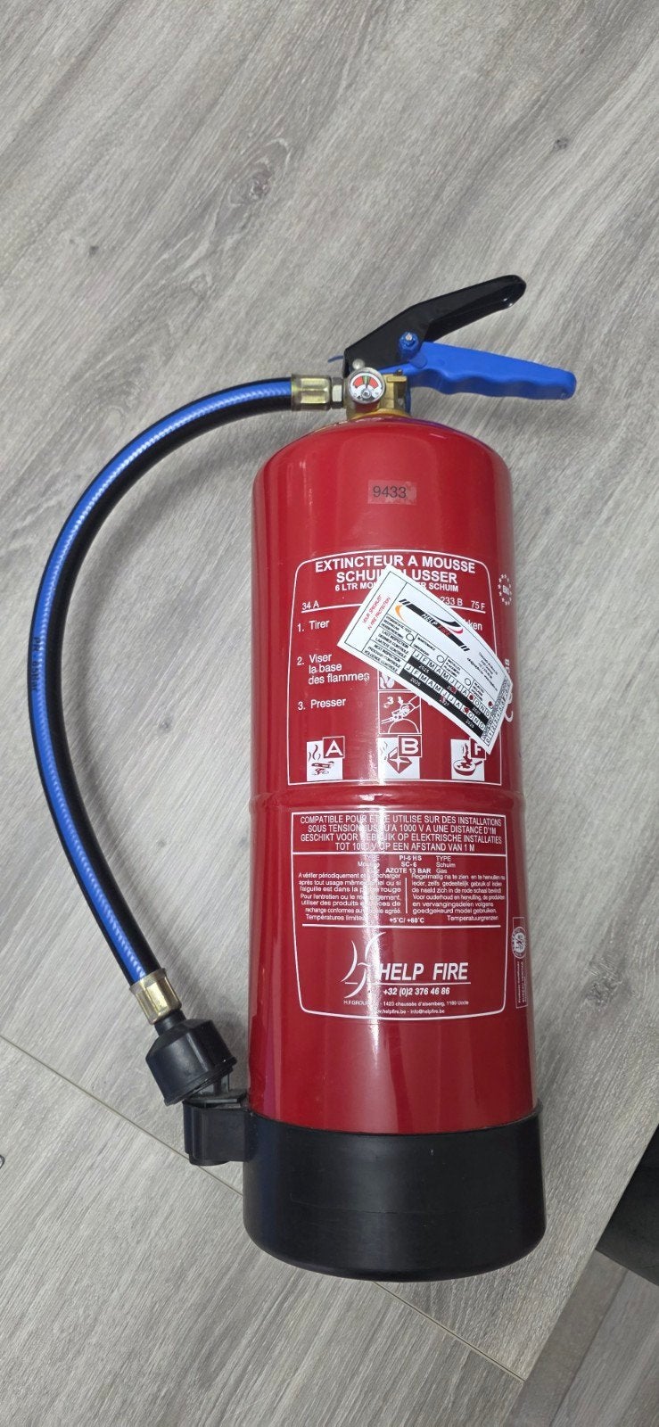extincteur a mousse 6 L, Enlèvement, Extincteur