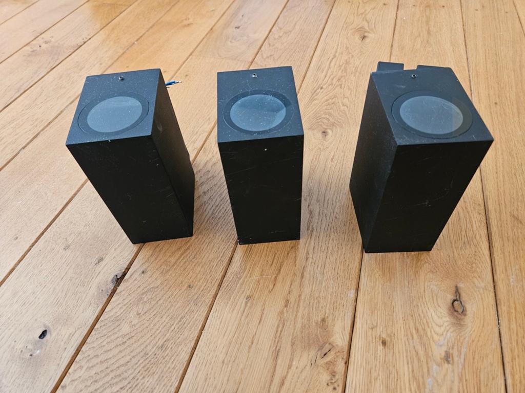 3 moderne zwarte metalen muurlampen, Huis en Inrichting, Lampen | Wandlampen, Ophalen