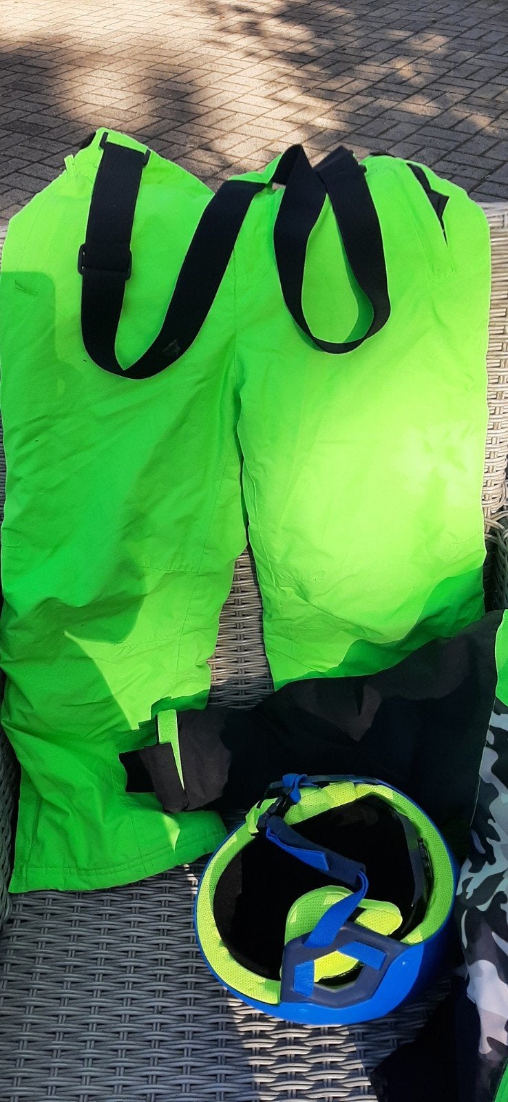 skipak jongens maat 134/140met helm, Ophalen, Zo goed als nieuw, Kleding
