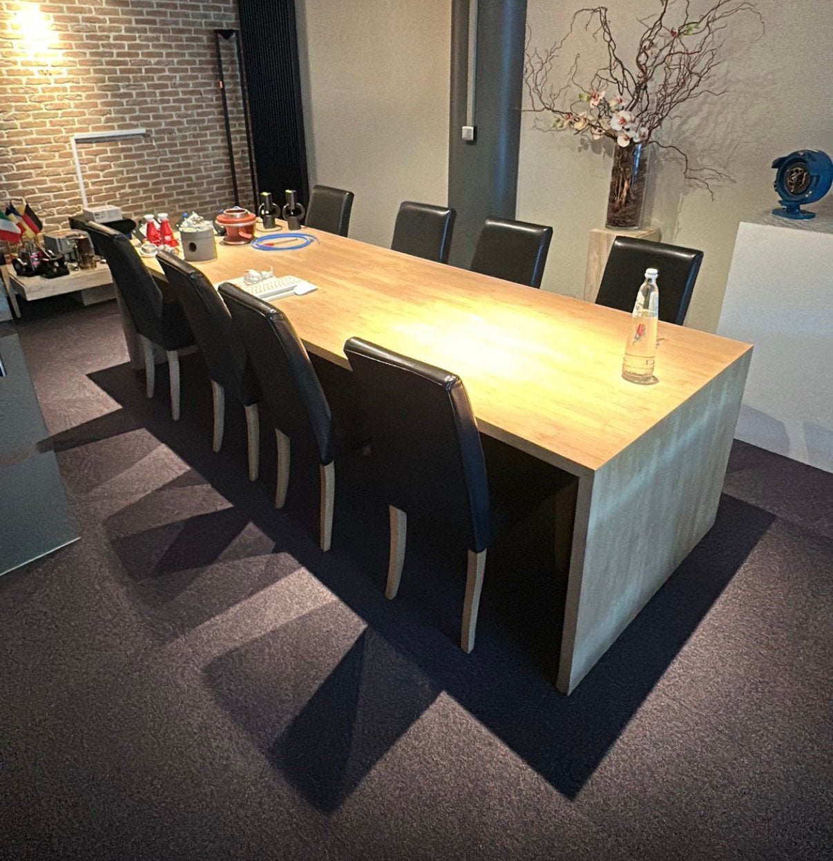 Eiken tafel incl. 8 Stoelen, Ophalen, Eikenhout, Zo goed als nieuw, Vijf personen of meer