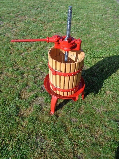 fruitpers voor o.a. hobby wijnmaker, Hobby en Vrije tijd, Overige Hobby en Vrije tijd, Zo goed als nieuw, Ophalen