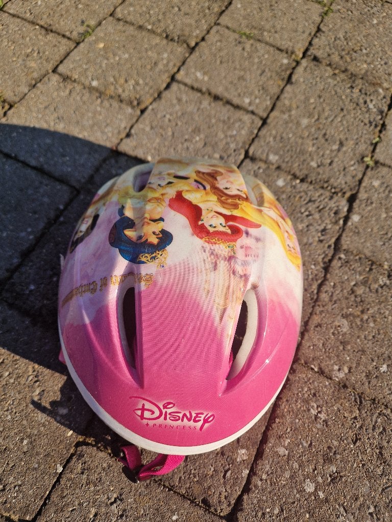 Fietshelm, Vélos & Vélomoteurs, Enlèvement, Comme neuf, Fille