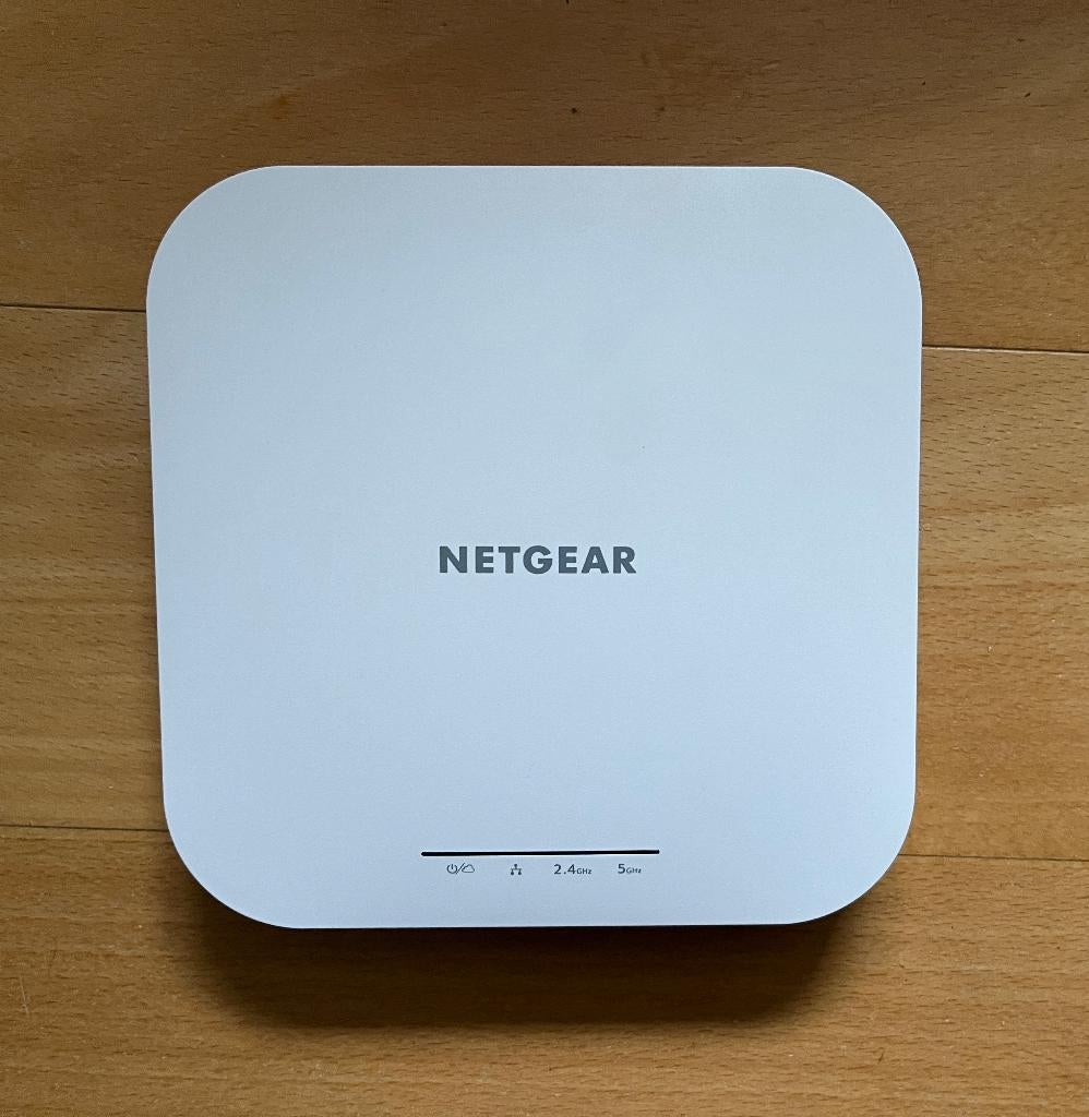 Netgear Insight Access Point WAX605 – AX1800 WiFi 6, Computers en Software, Accesspoints, Ophalen of Verzenden, Gebruikt, NetGear