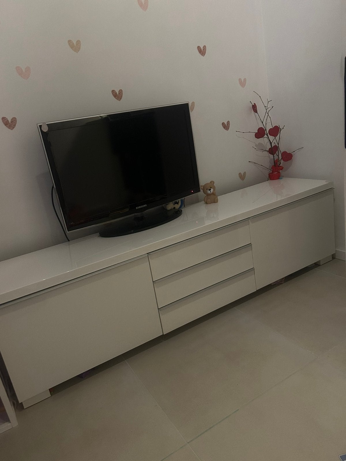 Gratis Witte tv kast ikea, Ophalen, Zo goed als nieuw