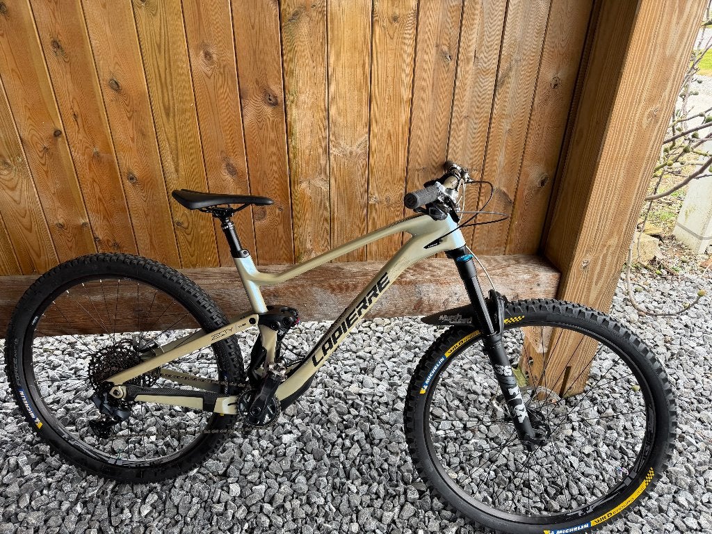 VTT Lapierre Tout suspendu carbone  ZESTY AM  6.9, Vélos & Vélomoteurs, Autres marques, Comme neuf, Enlèvement, Hommes