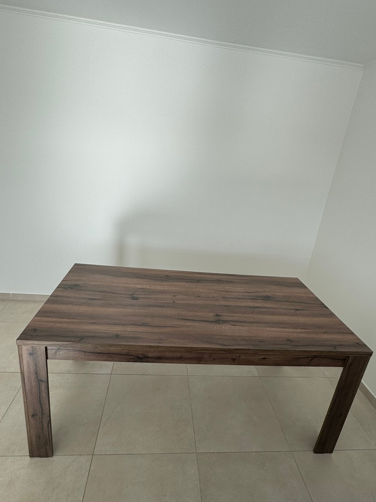 Table a manger, Enlèvement, Comme neuf