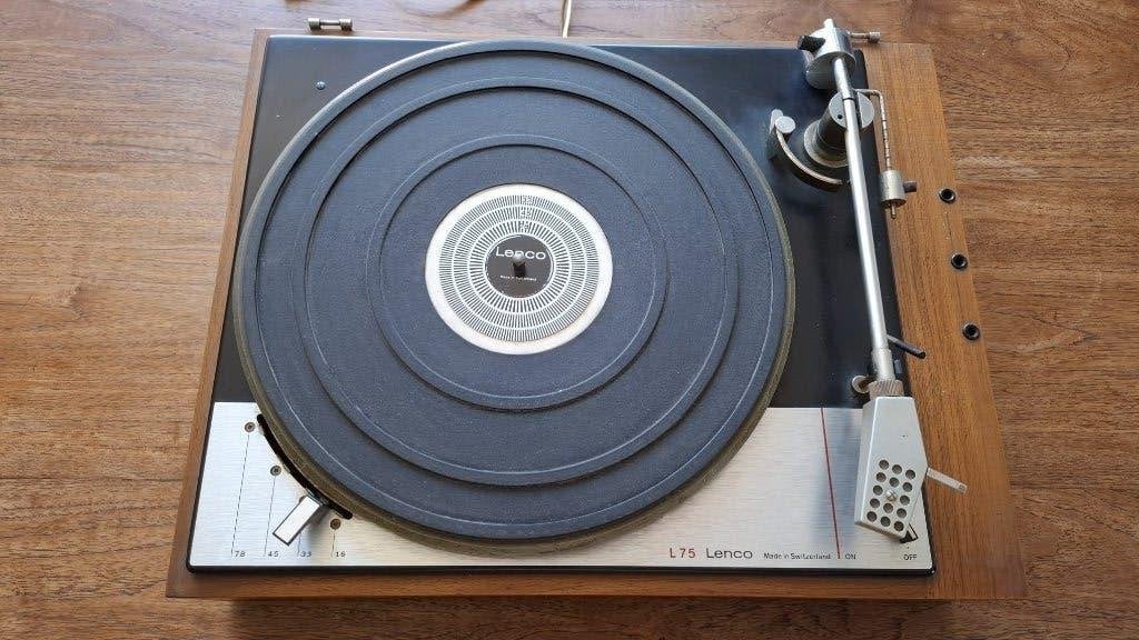 Platine vinyle vintage Lenco L75 en bois, TV, Hi-fi & Vidéo, Tourne-disques, Utilisé, Tourne-disque, Autres marques, Enlèvement