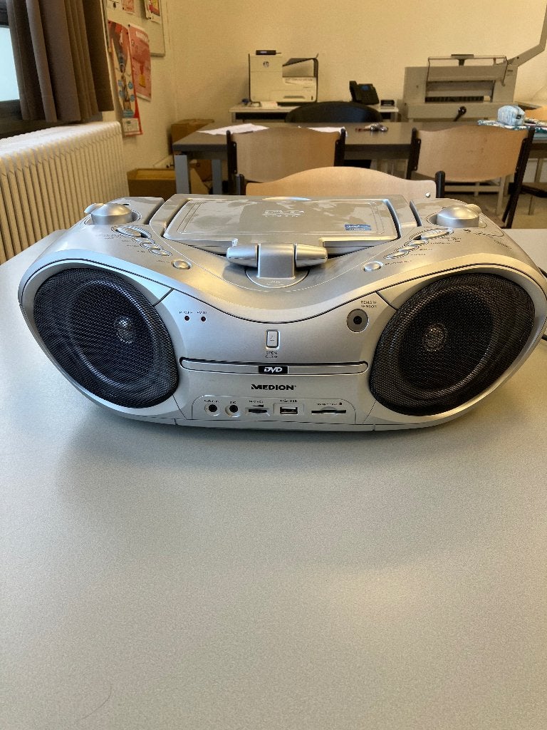 Medion draagbare Boombox, Ophalen, Nieuw, Dvd-speler, Draagbaar