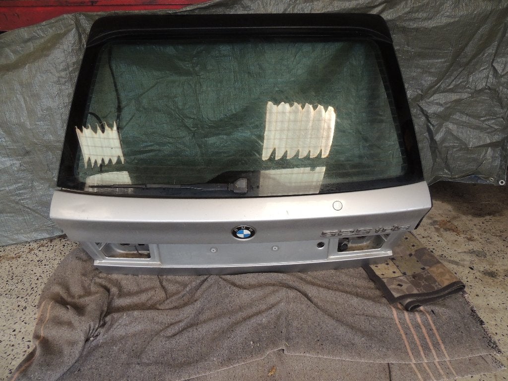 hayon ar bmw, Ophalen, BMW, Achterklep
