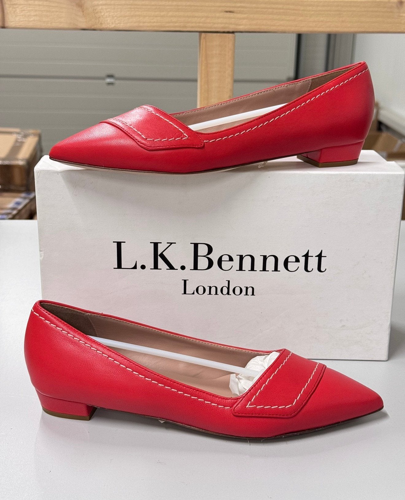 Chaussures LK Bennett Polly Leather Stitch Flats à 37 talons, Enlèvement ou Envoi, Chaussures basses, Neuf, Rouge