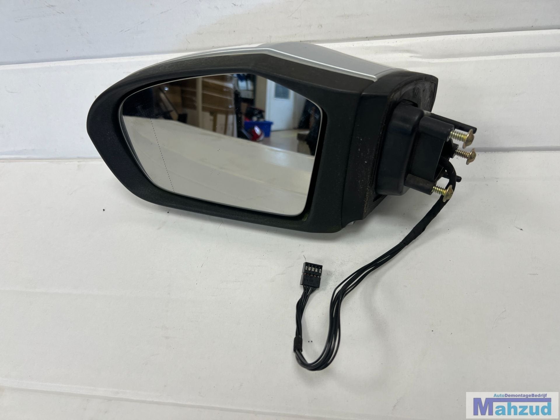 MERCEDES B KLASSE W245 ZILVER 761 links spiegel 2005-2011, Gebruikt, Mercedes-Benz AG, Mercedes-Benz, Mercedesstrasse 120
70372  Stuttgart, DE