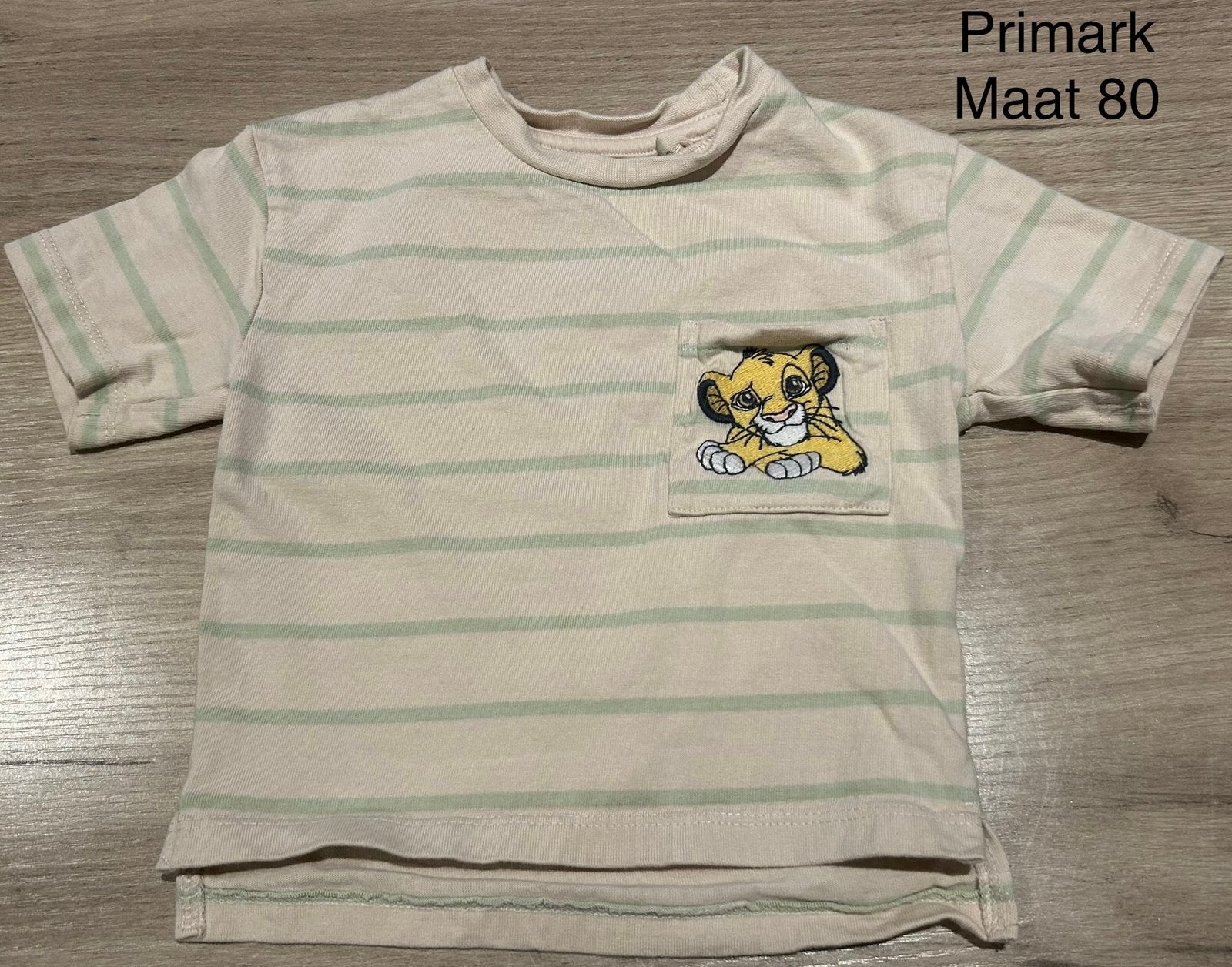 T-shirt Lion King (Primark, maat 80), Ophalen of Verzenden, Zo goed als nieuw, Shirtje of Longsleeve