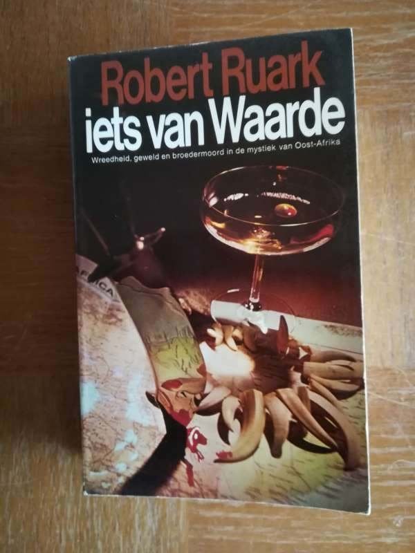 Thriller Robert Ruark / Iets van waarde, Ophalen of Verzenden, Gelezen, Robert Ruark