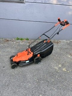 tondeuse, Jardin & Terrasse, Tondeuses à gazon, 40 à 49 cm, Enlèvement, Utilisé, Black&decker