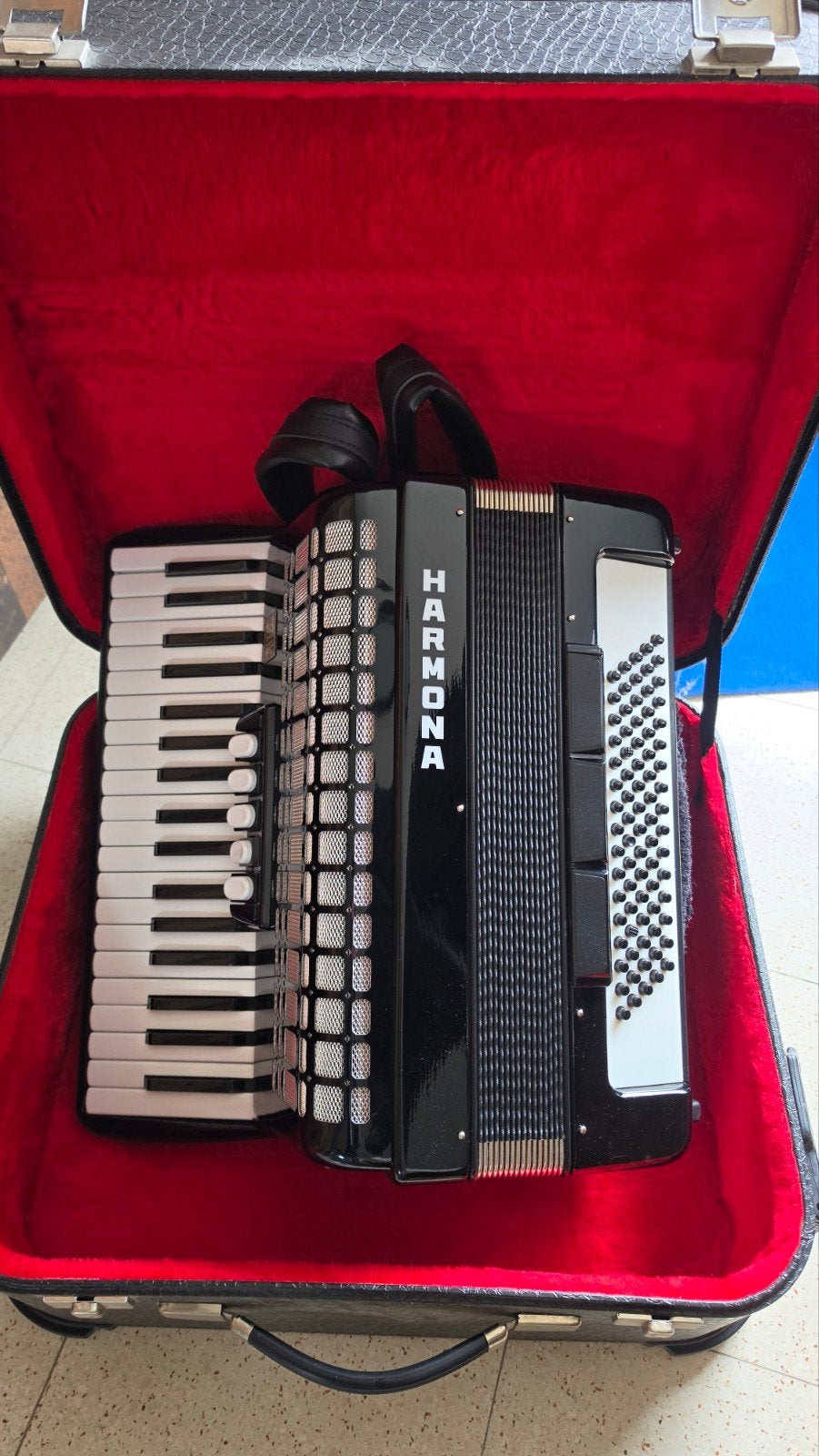 Harmona Accordeon, Ophalen, Scandalli
