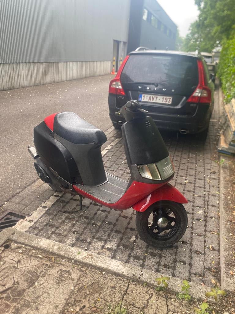 Piagio sfera 2 t 50 cc a klasse, Vélos & Vélomoteurs, Enlèvement, Comme neuf