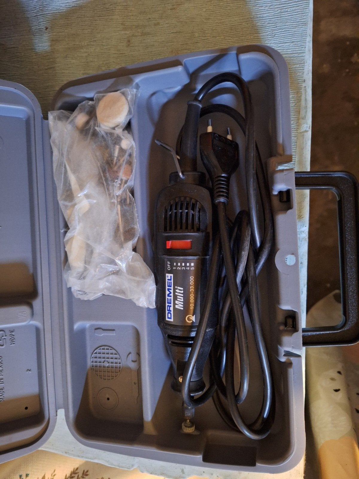 Dremel multi pro avec accessoires, Ophalen