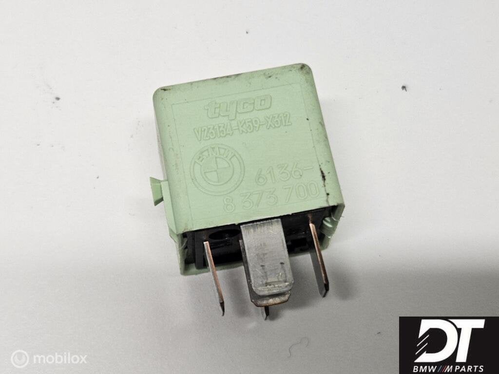 Relais white green BMW M3 E46 ('99-'06) 61368373700, Gebruikt, Ophalen of Verzenden, BMW, BMW
