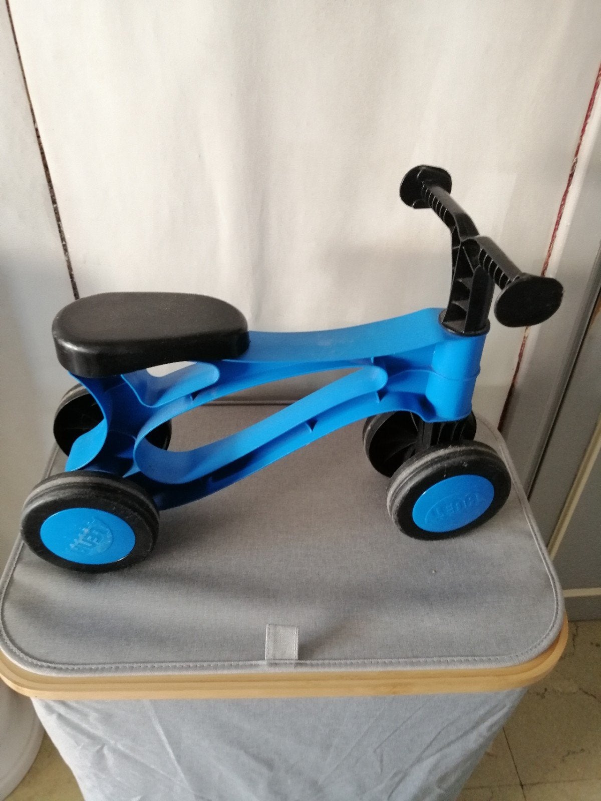 loopfietsje voor baby's, Kinderen en Baby's, Ophalen, Zo goed als nieuw, Loopfiets