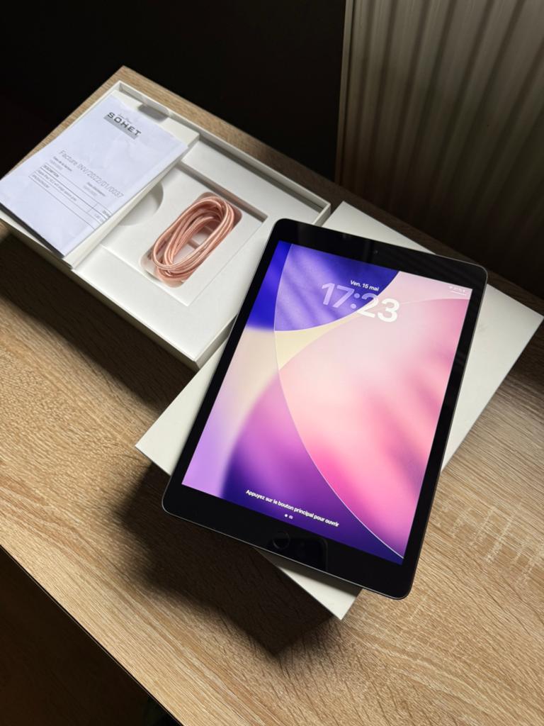 iPad 9th 2022 Zeer goede staat, Ophalen, Zo goed als nieuw