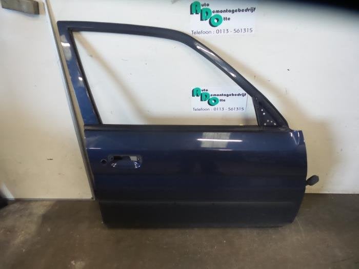 Portier 4Deurs rechts-voor van een Mazda Demio (Demio 97-) (, Gebruikt, -, Deur, -