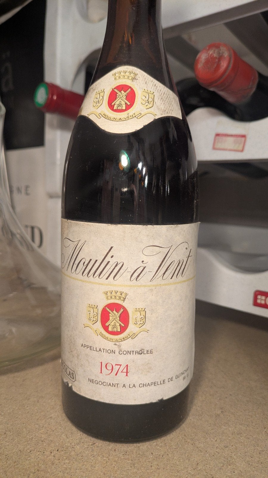 bouteilles de vins anciennes, Collections, Enlèvement ou Envoi