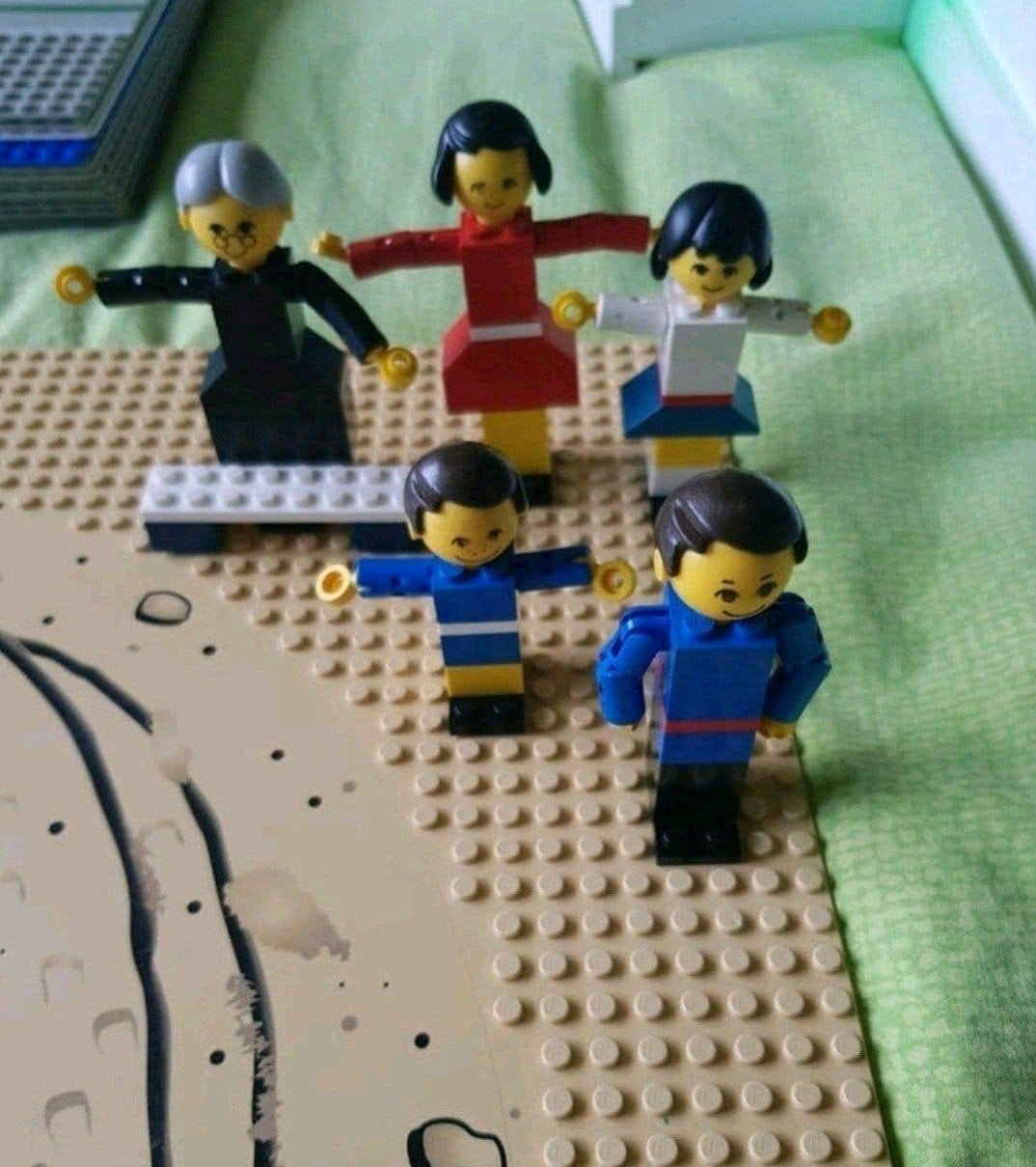 bekijk ook  mijn andere gigantisch groot lot minifiguur lego, Kinderen en Baby's, Speelgoed | Duplo en Lego, Ophalen, Minifiguur