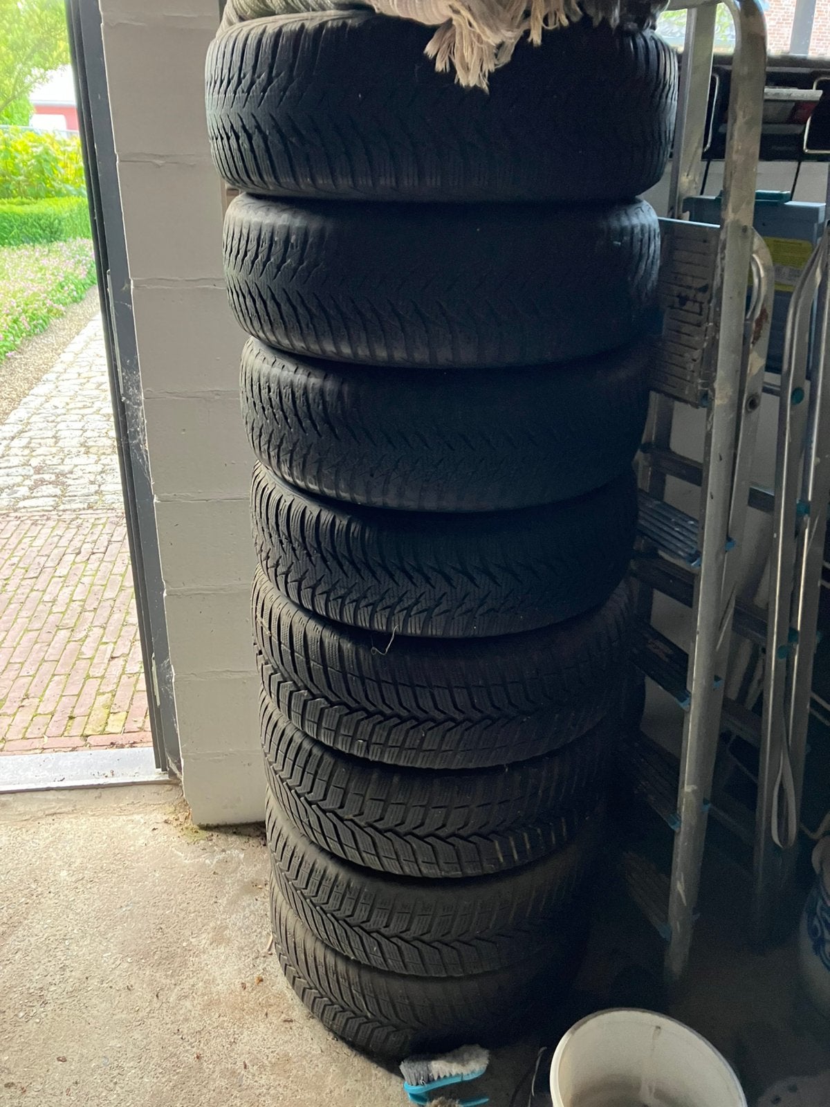 8 winterbanden op stalen velg, Auto-onderdelen, Banden en Velgen, Ophalen, Winterbanden, Band(en)