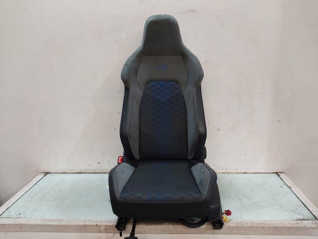 STOEL LINKS VOOR Volkswagen Golf VIII (CD1) (01-2019/-), Dhr. J. Ham, Gebruikt, Volkswagen, Administratie@autoham.nl