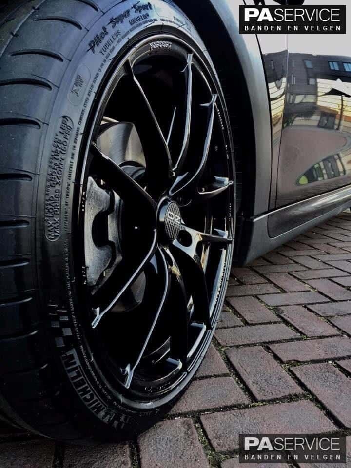 Nw 18 inch Gloss Black OZ Leggera Mini F55 F56 incl Hankook, Autos : Pièces & Accessoires, Neuf, Pneus et Jantes, 215 mm, Véhicule de tourisme
