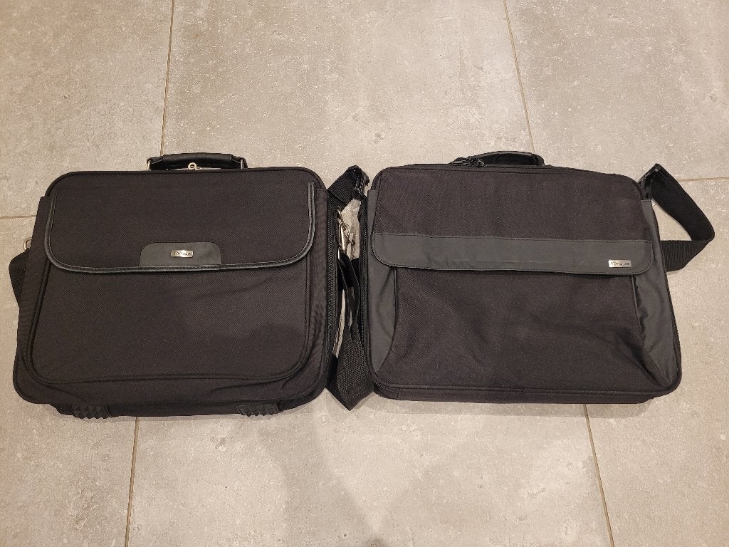 Laptoptassen, Informatique & Logiciels, Poignée, Noir, Comme neuf, Enlèvement