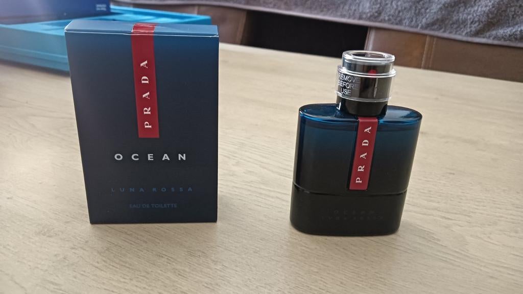 Prada Luna Rossa ocean, Ophalen, Zo goed als nieuw