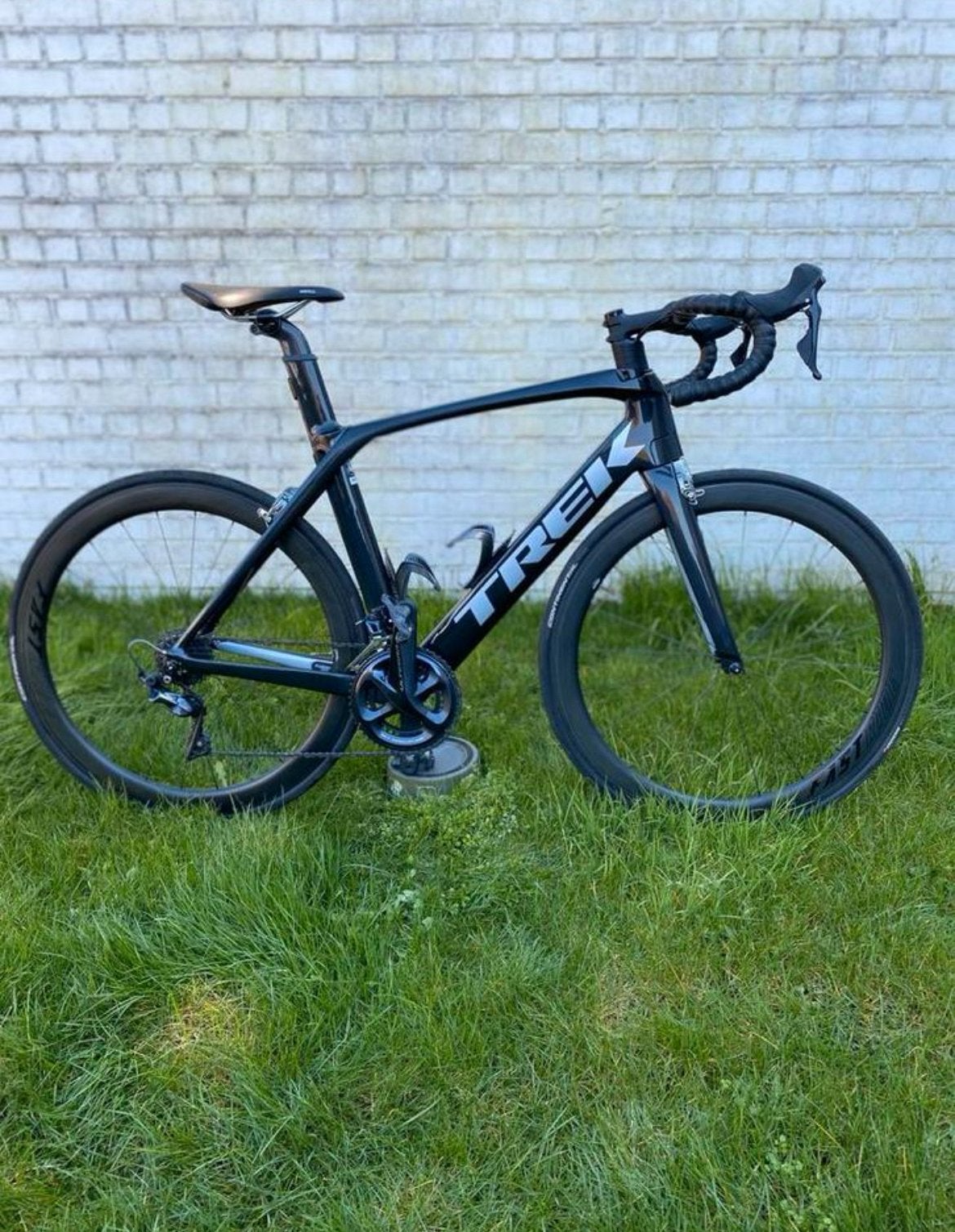 Trek madone carbon racefiets carbon wielen aero stuur, Fietsen en Brommers, Overige merken, 28 inch, Carbon, Ophalen of Verzenden