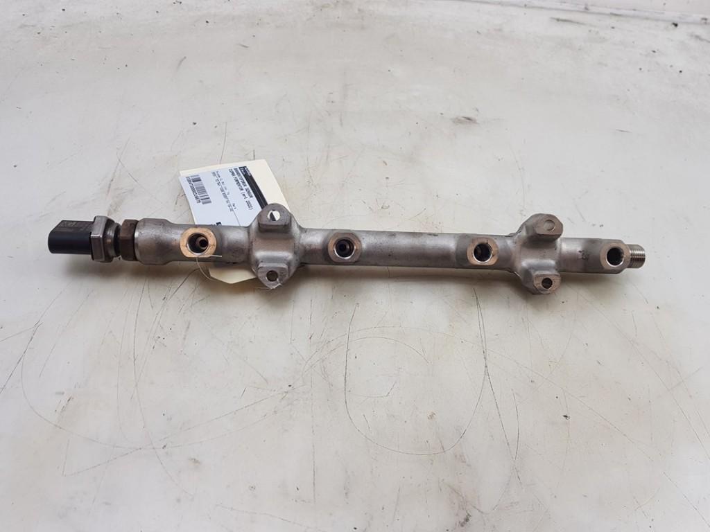 RAMPE D'INJECTION Cupra Formentor (|05E133320|05E133320B|), Dhr. J. Ham, Administratie@autoham.nl, Utilisé, Seat